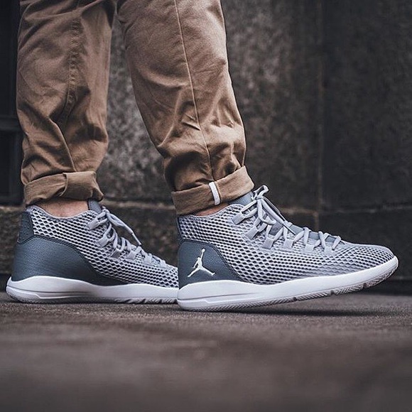 JORDAN REVEAL 🚫SOLD🚫 - Picture 2 of 6